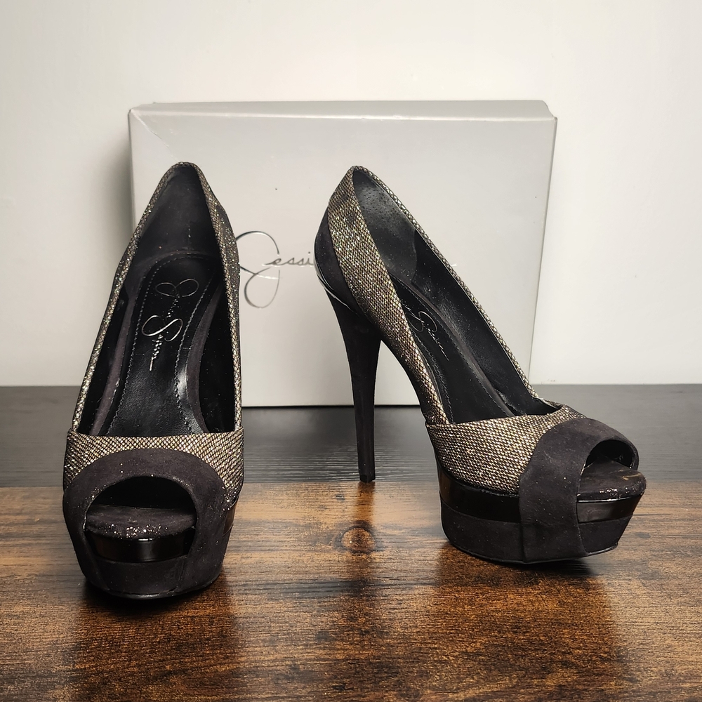 Jessica Simpson Black and Gold Platform Heels